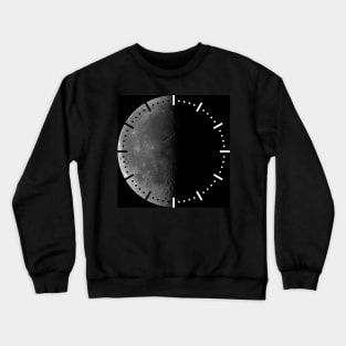 Waning crescent moon on black sky clock Crewneck Sweatshirt